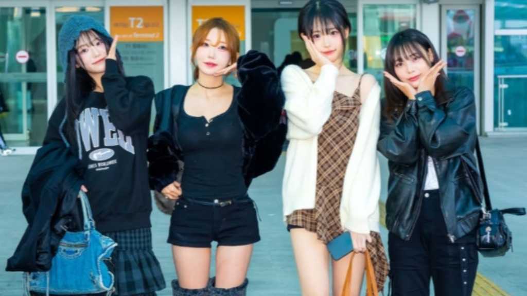 【PHOTO】QWER、ワールドツアーのためアメリカに出国