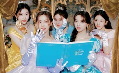 ITZY、2月12日にファンミーティングを開催！お姫様のようなビジュアル