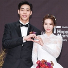 【PHOTO】元AFTERSCHOOL ジョンア＆チョン・チャンヨン、本日（4/28）結婚…笑顔で取材陣の前に登場