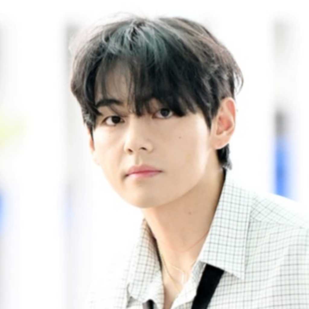 【PHOTO】BTSのV、ファッションショーのためフランスへ出国（動画あり）