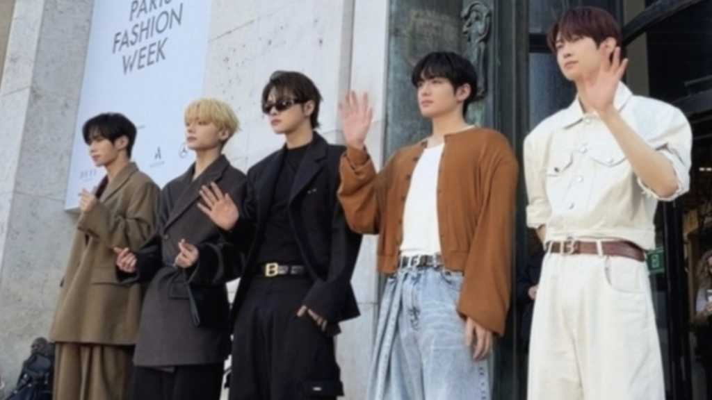 ALPHA DRIVE ONE、デビュー後初！パリのファッションウィークに出席…現地のファン＆取材陣が殺到
