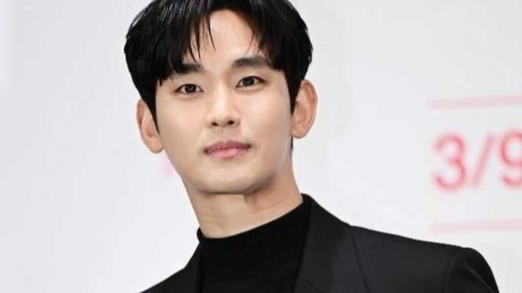 キム・スヒョン、広告契約めぐる28億ウォン訴訟の弁論期日が延期に