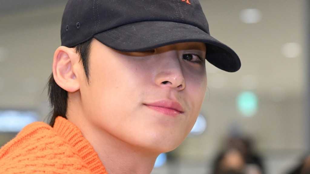 【PHOTO】SEVENTEEN ミンギュ、海外スケジュールを終えてフランスから帰国(動画あり)