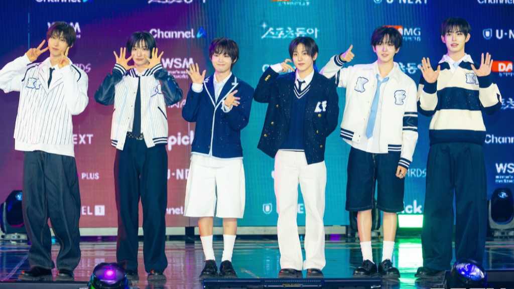 【PHOTO】KickFlip「第2回D Awards」レッドカーペットに登場