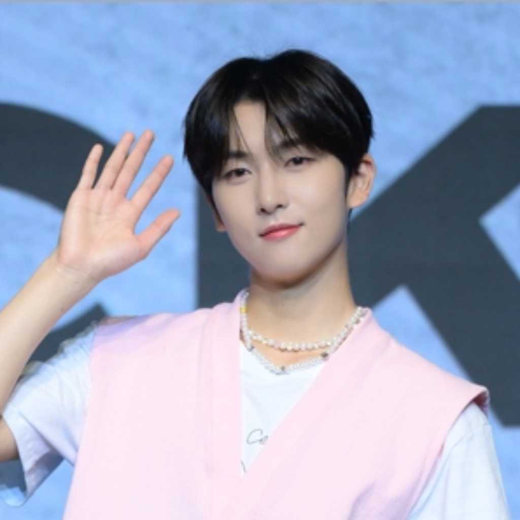 メンバー3人が「ボイプラ2」で活躍…WHIB、インホンの脱退を発表“今後は7人体制で活動”