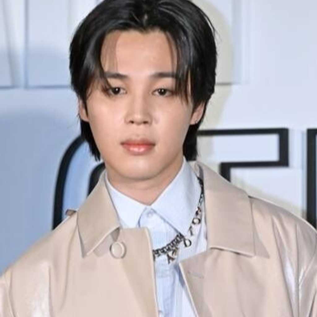 BTS ジミン、金髪にイメチェン？RMと参加したイベントでの写真が話題