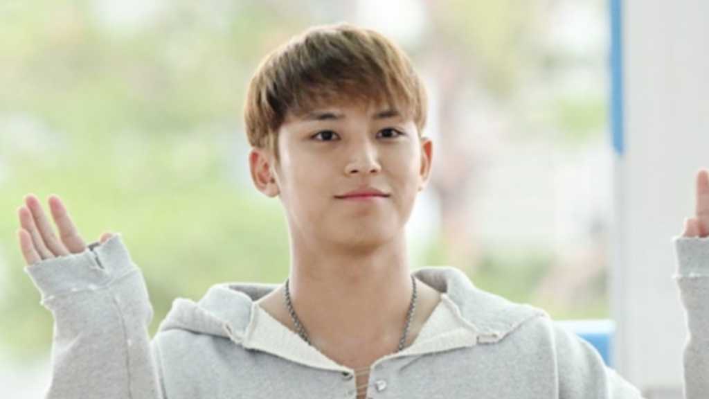 【PHOTO】SEVENTEEN ミンギュ、海外スケジュールのためマレーシアへ出国（動画あり）