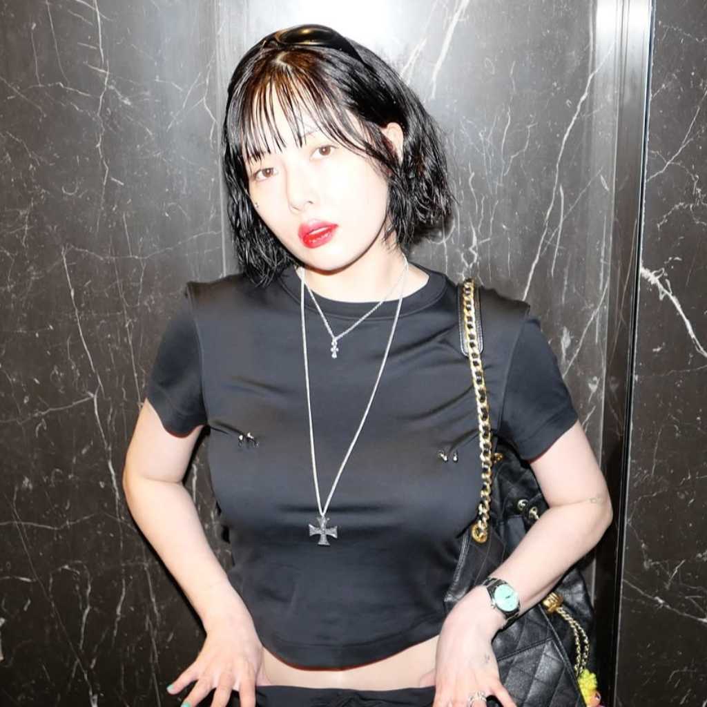 キム・ヒョナ、再び妊娠説？赤ちゃんの靴のスイーツ写真に関心集まる