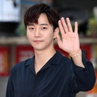 【PHOTO】2PM ジュノ＆チョン・リョウォン＆チャン・ヒョクら、ドラマ「油っこいロマンス」打ち上げに出席