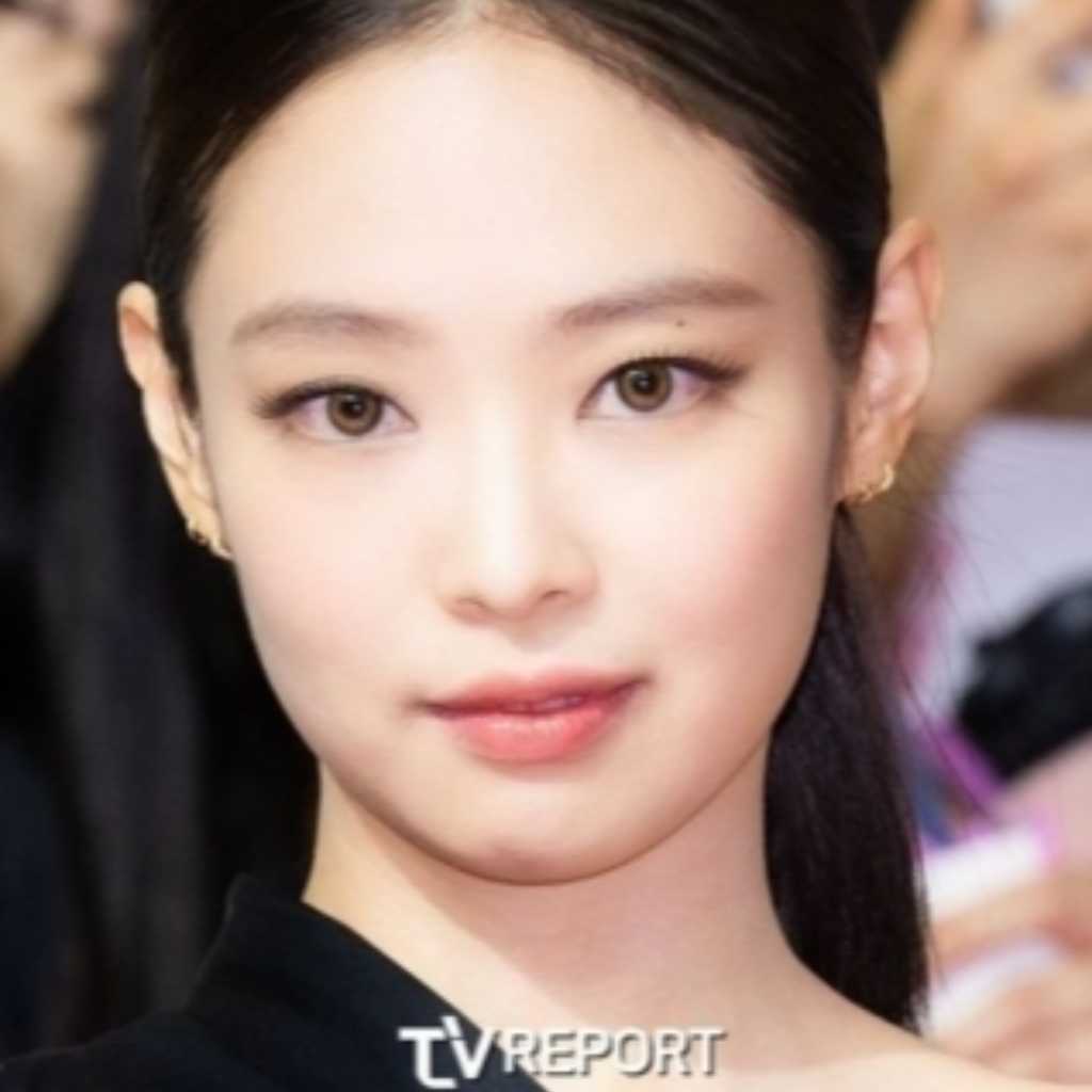 BLACKPINK ジェニーの影響力はどこまで！？韓国定番スナック「バナナキック」50年ぶりに新発売