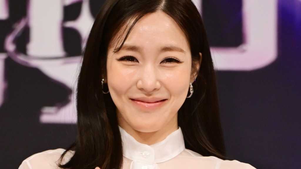 少女時代 ティファニー、恋人ピョン・ヨハンに関する質問に…記者会見でセンスのある返答