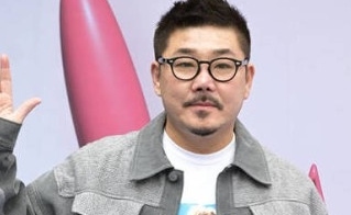 歌手兼プロデューサーのイ・ヒョンド、本日（5/7）母親が死去