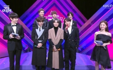 BTS（防弾少年団）、不参加のSUGAへ…「2020 KBS歌謡祭」で愛情溢れるメッセージ“兄さんの空席はあまりに大きい”