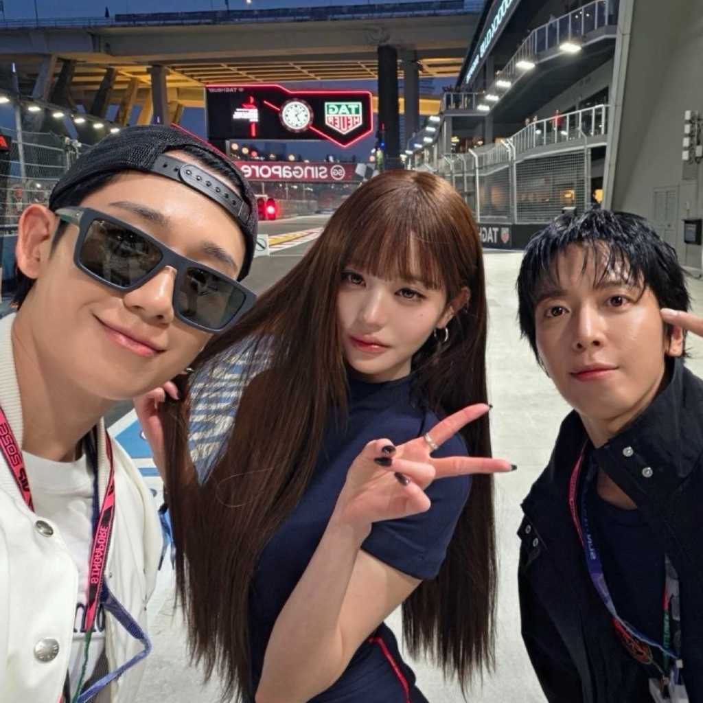 IVE ウォニョン、チョン・ヘイン＆CNBLUE ジョン・ヨンファとの3ショットも！ミニワンピで抜群の美脚を披露