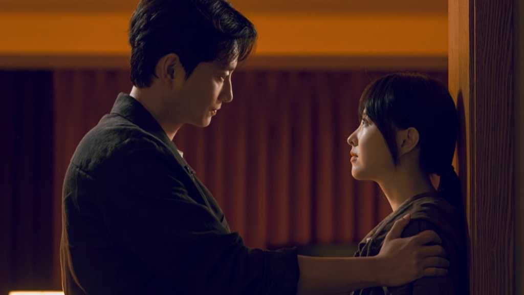 パク・ボヨン、鬼気迫る演技に衝撃！初のダークヒロインに世界が熱狂『ゴールドランド』独占配信中