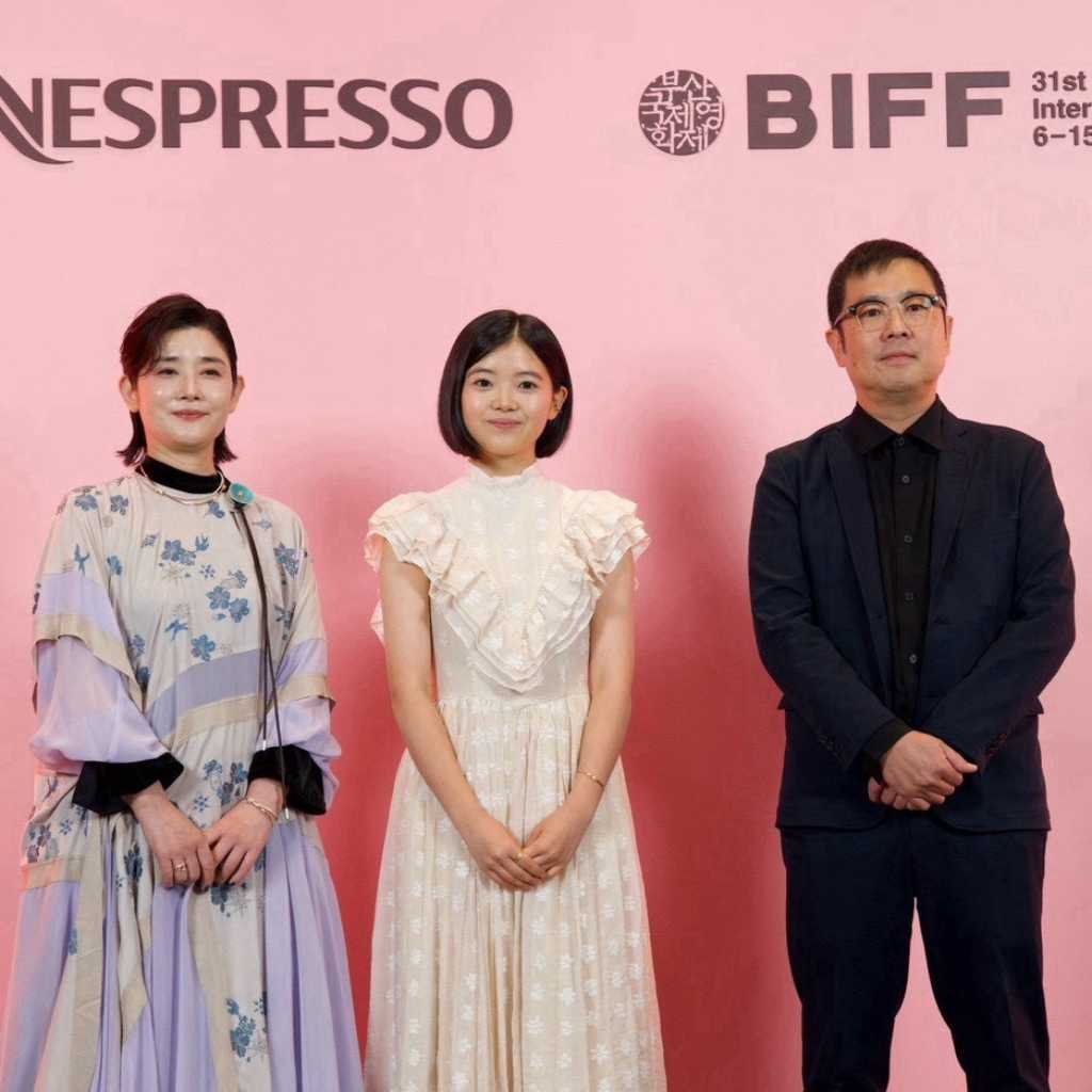 ⽯⽥ひかり＆姫野花春ら、韓国語で挨拶も！「釜山国際映画祭」インターナショナルプレミア上映に登場