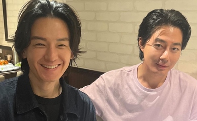 チョ・インソン＆イム・ジュファン、日本で撮った笑顔の2ショット！後ろ姿からも伝わるカッコよさ