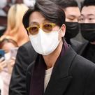 【PHOTO】チョン・ウソン「2022 MAMA」を終えて韓国へ帰国…サングラス姿で登場(動画あり)