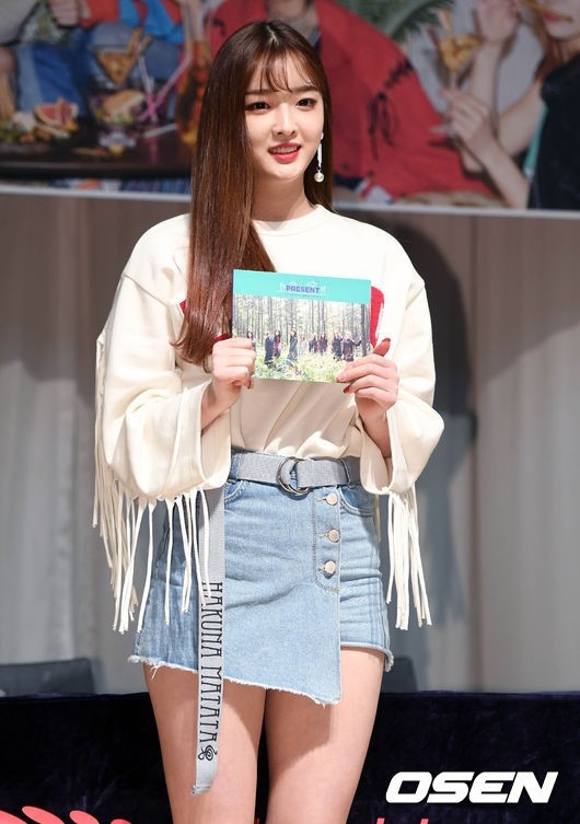 Dia ウンジン 健康上の問題でグループを脱退 普通の20代に戻り熱心に生きていきます Kstyle