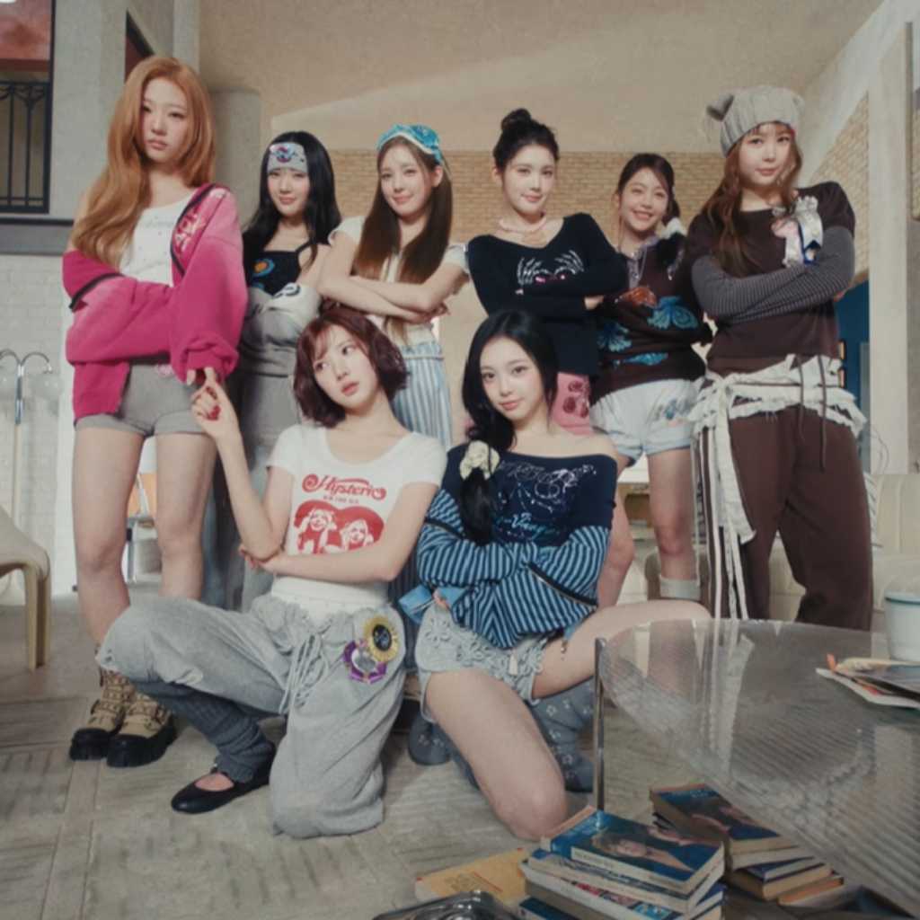 Hearts2Hearts、可愛らしい工場の職員に変身！ニューシングル「RUDE！」MV公開