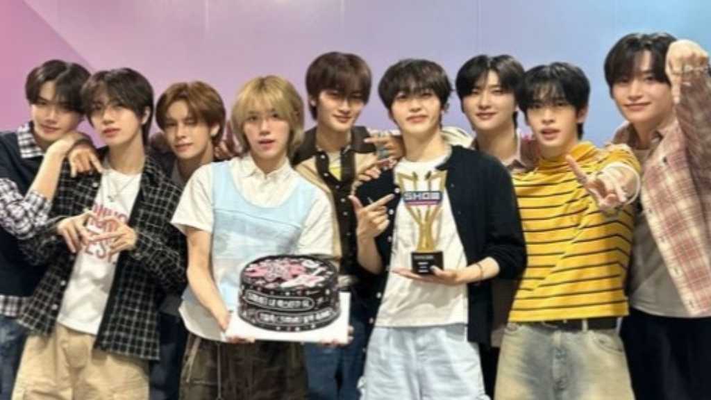 CRAVITY「SHOW CHAMPION」でも1位獲得！2冠を達成