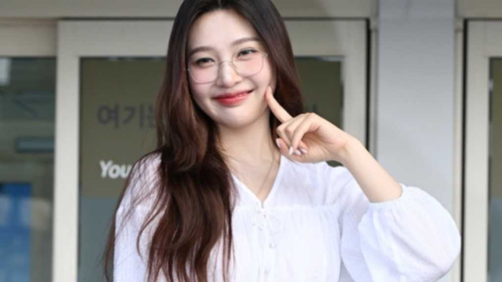 【PHOTO】Red Velvet ジョイ、海外スケジュールのためタイへ出国