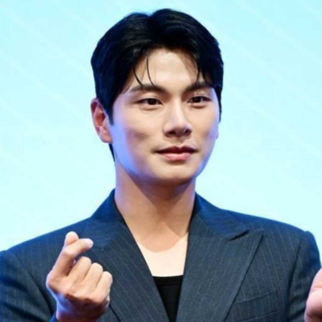 イ・イギョンのデマ暴露者、立場一変から…またもSNSアカウントを削除