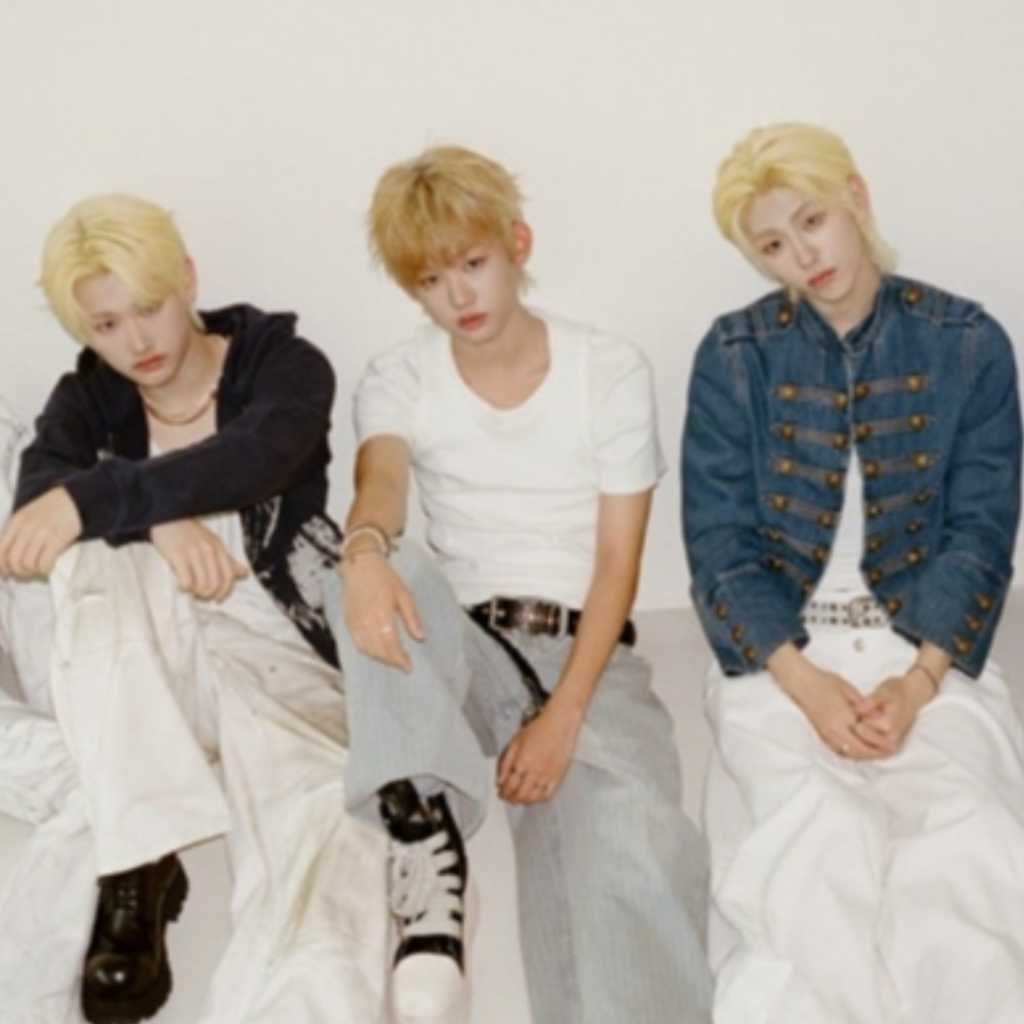 Mnet「STEAL HEART CLUB」出身の新人バンドSplayit、5人全員金髪でデビューへ！初のプロフィール写真公開