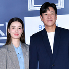【PHOTO】チョン・ユミ＆イ・ソンギュン、映画「スリープ」マスコミ向け試写会に出席