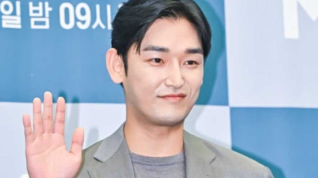 俳優カン・シンヒョ、明日（5/17）結婚！ウエディング写真と共に自ら報告