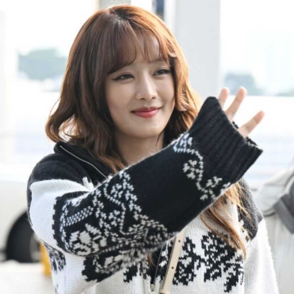 i-dle ミンニ「2025 MAMA」で足首を負傷⋯SNSでファンに報告“心配しないで”