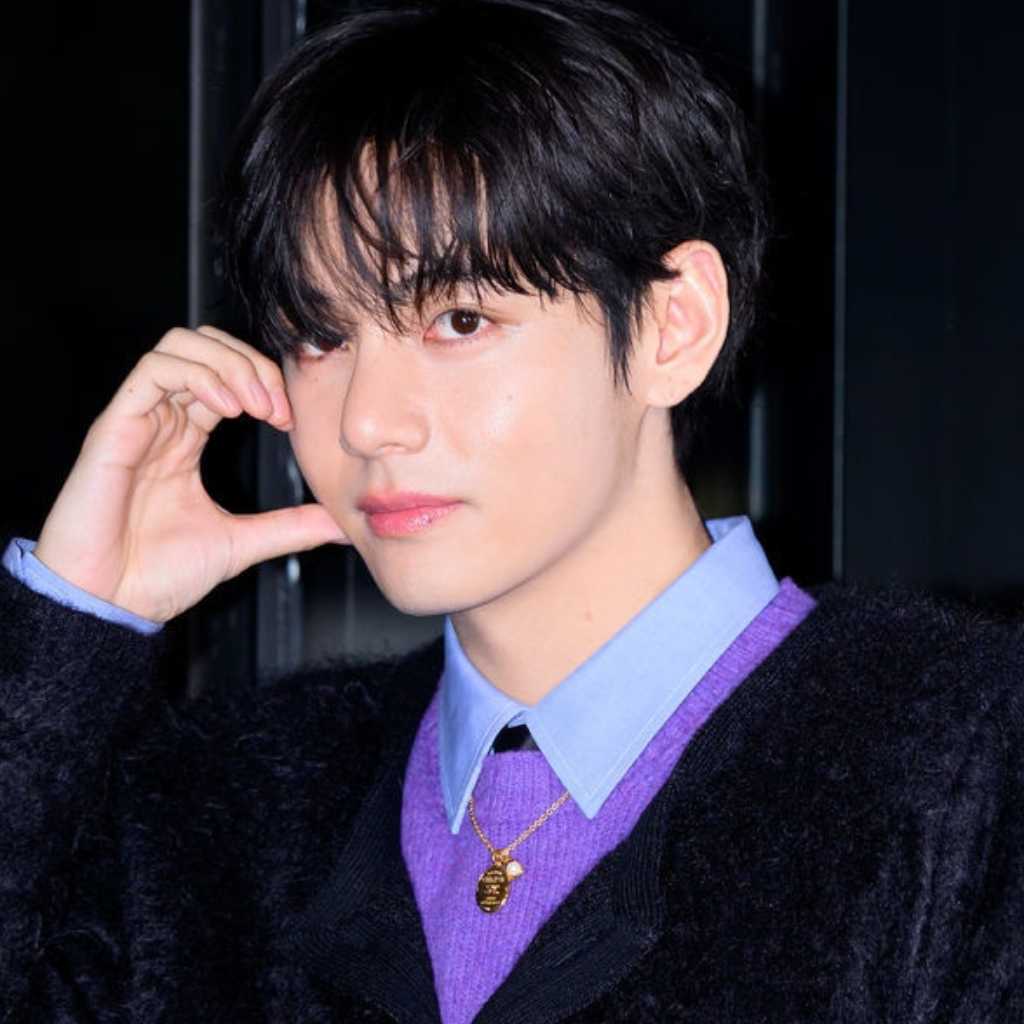 BTSのV、植物の手入れに熱中?パジャマ姿で愛らしい近況を公開