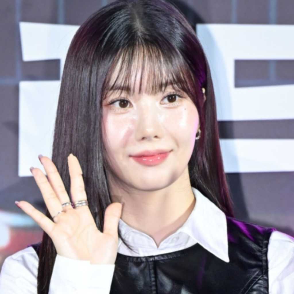 IZ*ONE出身クォン・ウンビ、自身プロデュースのカフェをオープン！Apink キム・ナムジュ＆ソン・ゴニが訪問（動画あり）