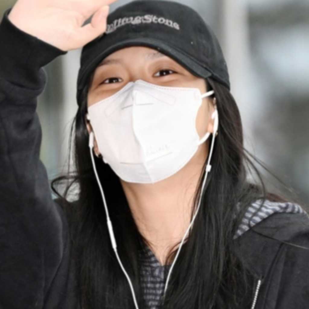 【PHOTO】BLACKPINK、ワールドツアーのためインドネシアへ出国(動画あり)