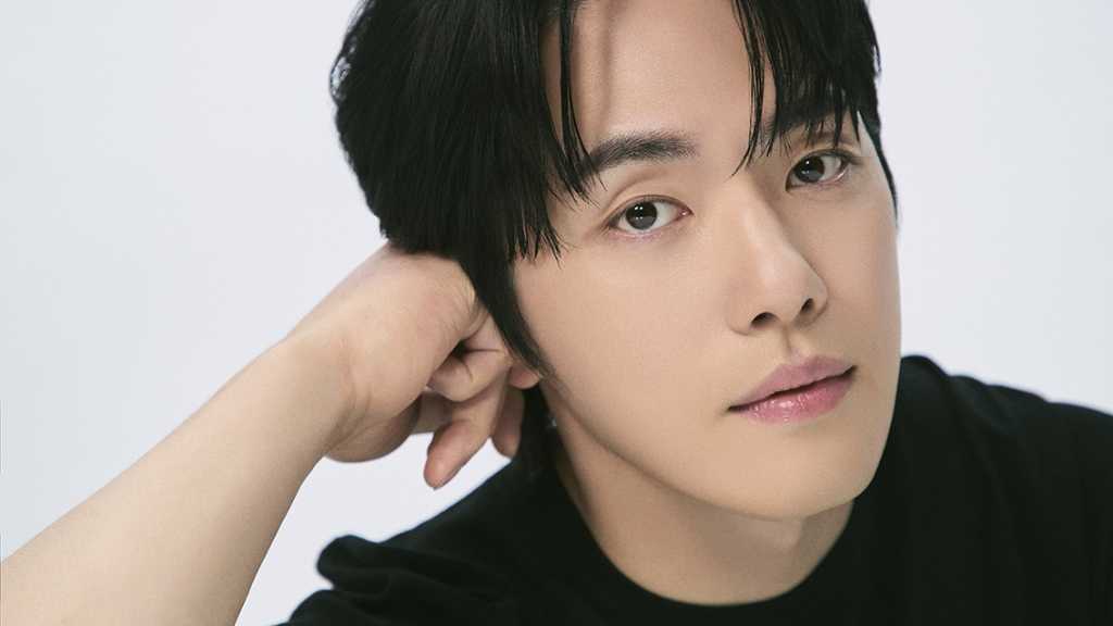 キム・ジョンヒョン、日本で初のソロファンミーティングを開催決定!ハイタッチ会も実施