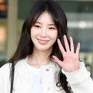 【PHOTO】アイリン、ファッションウィークに出席するためイタリアへ出国（動画あり）