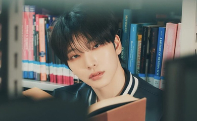 ONEUS ソホ、ファンコンサート「地球と月の間 Pt․2」コンセプトフォトを公開…甘い図書館デート