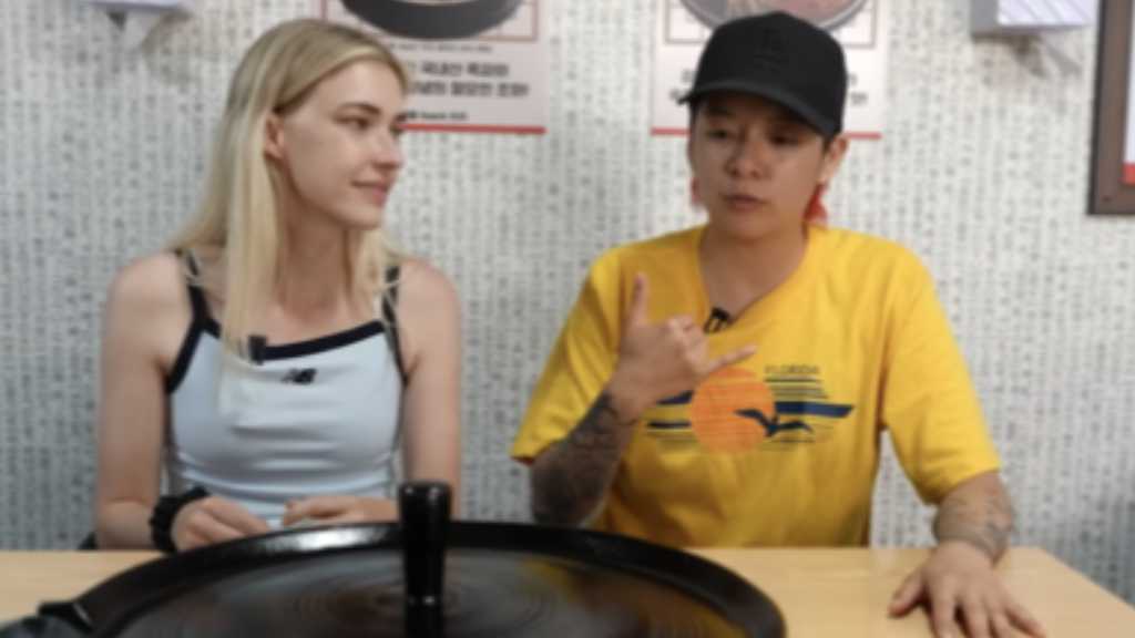 f(x) エンバ、こっそり韓国へ！？親友宅に居候する理由とは…自身の結婚観も明かす（動画あり）