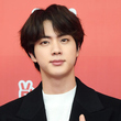BTS ジン、無人島で苦戦!?除隊後初のバラエティの予告が話題