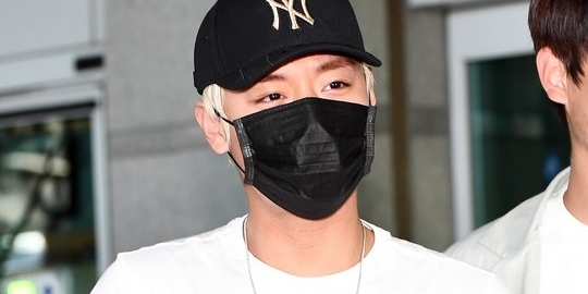 PHOTO】Wanna One出身パク・ジフン、スケジュールを終えて帰国