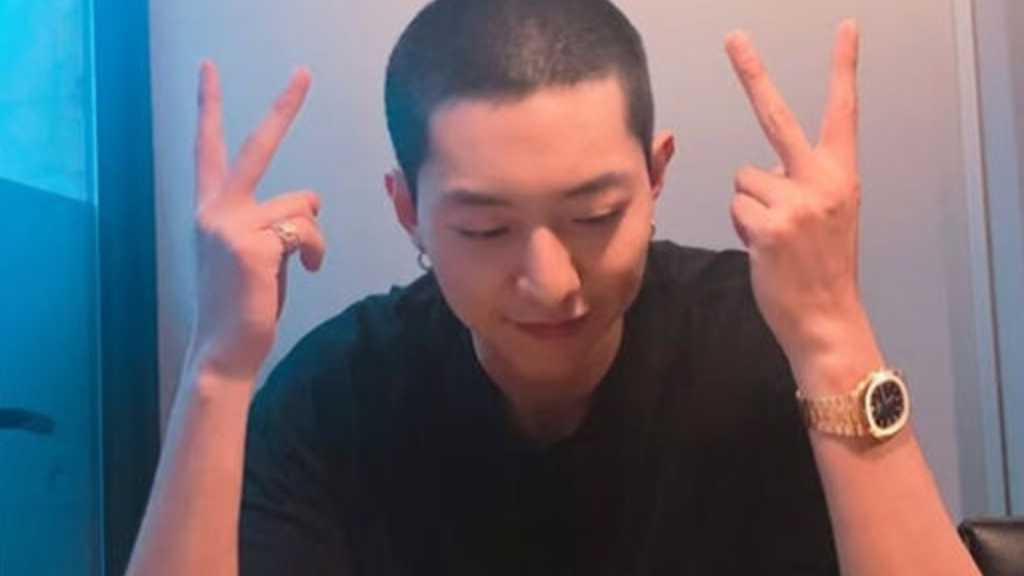 CNBLUE イ・ジョンシン、坊主頭の写真にファン騒然「また入隊するのかと思った」