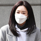 【PHOTO】T-ARA ウンジョン、ドラマ「愛のプレッツェル」撮影のため放送局へ…優しい笑顔