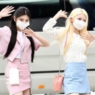 【PHOTO】EVERGLOW イロン＆オンダ＆シヒョン、ラジオ出演のため放送局へ