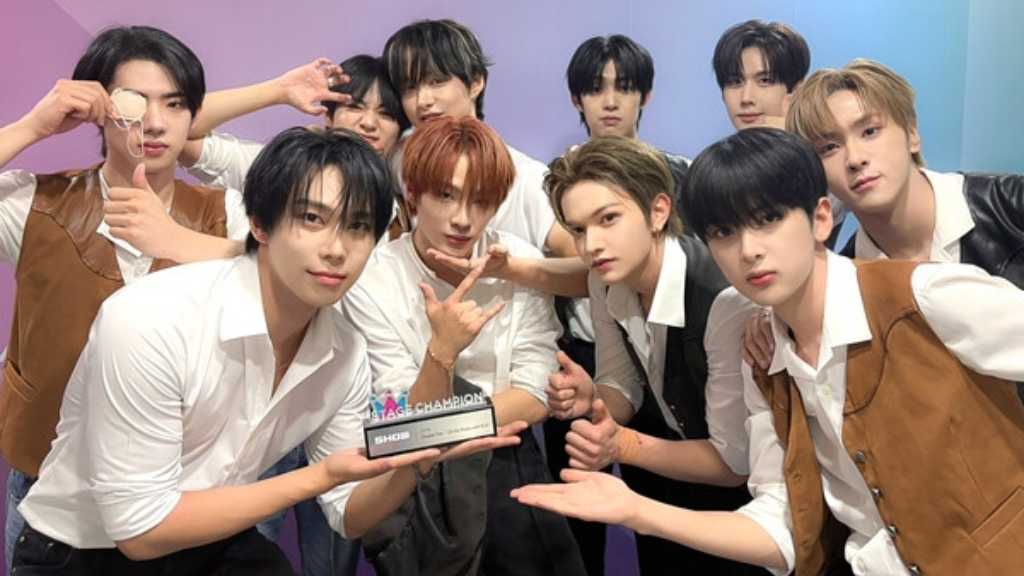 BAE173×FANTASY BOYSのスペシャルユニットDouble One、デビュー後初！音楽番組でトロフィーを獲得