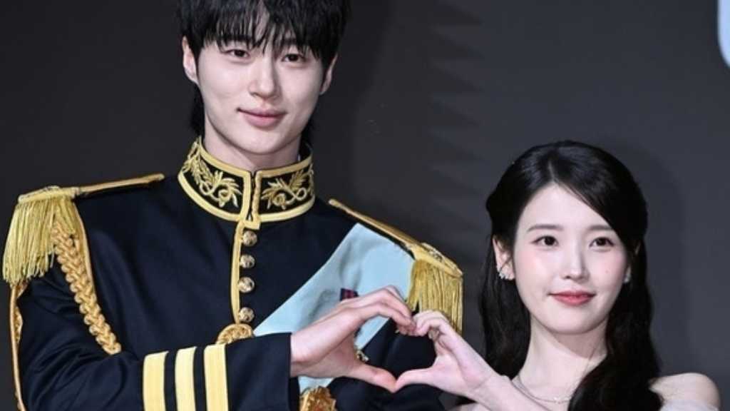 ビョン・ウソク＆IU、主演ドラマ「21世紀の大君夫人」歴史歪曲の議論うけ謝罪