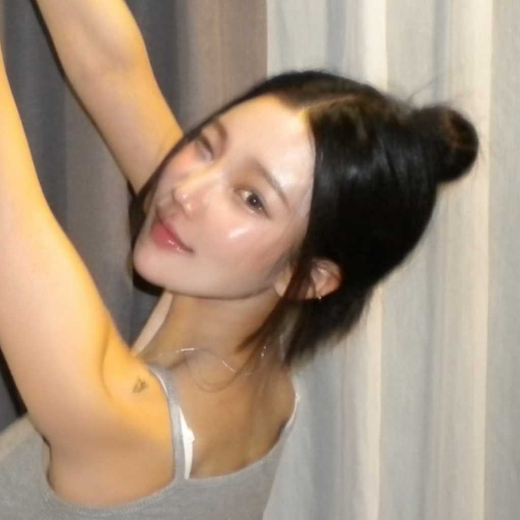 MOMOLAND出身ジュイ、セクシーな後ろ姿に釘付け…近況写真を公開