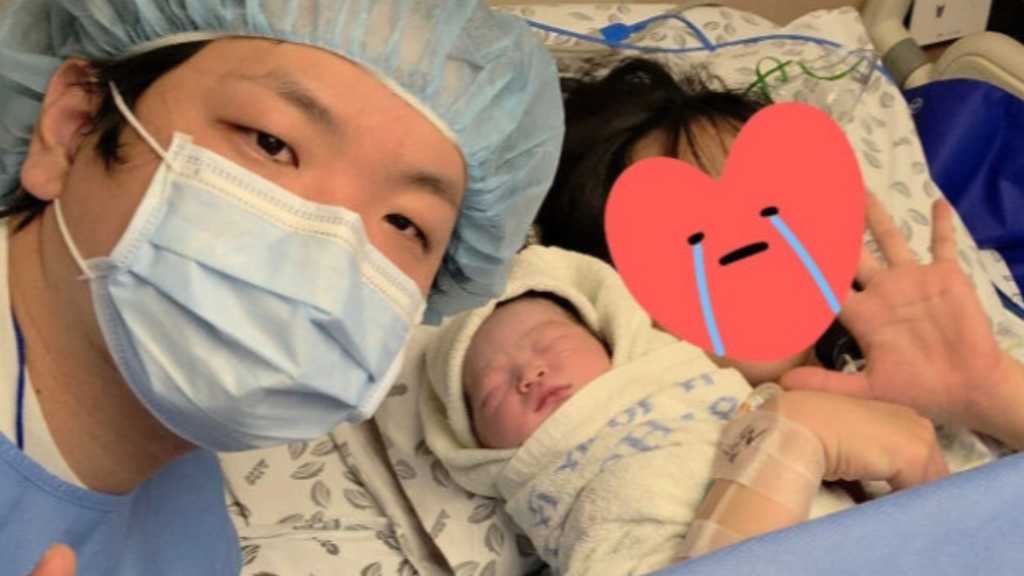 人気YouTuberクァクチューブ、第1子誕生を報告！チョン・ヒョンムが祝福コメント