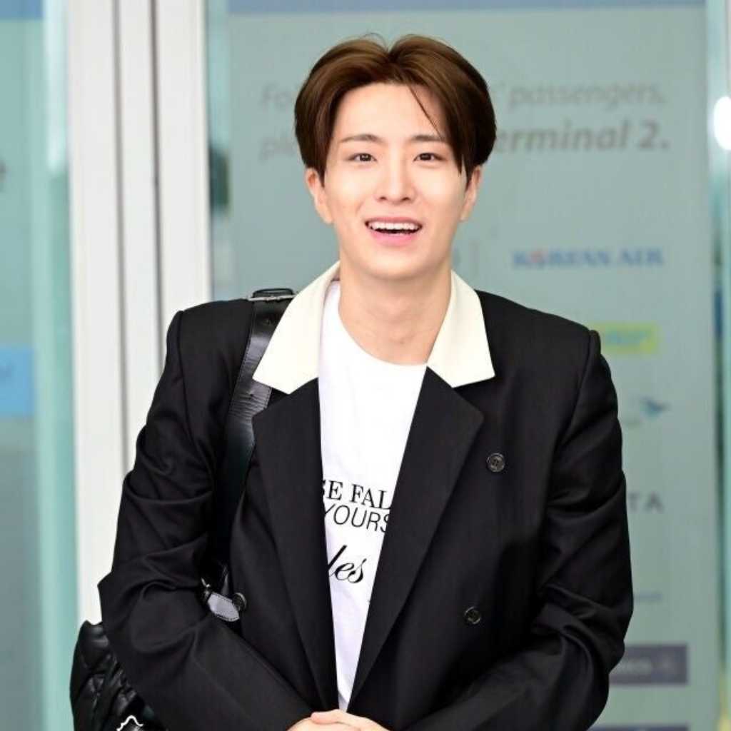 GOT7 ヨンジェ、11月27日に軍隊へ…グループで最後の入隊