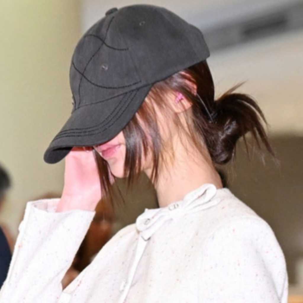 【PHOTO】IVE ウォニョン、ファッションウィークを終えて韓国に到着（動画あり）