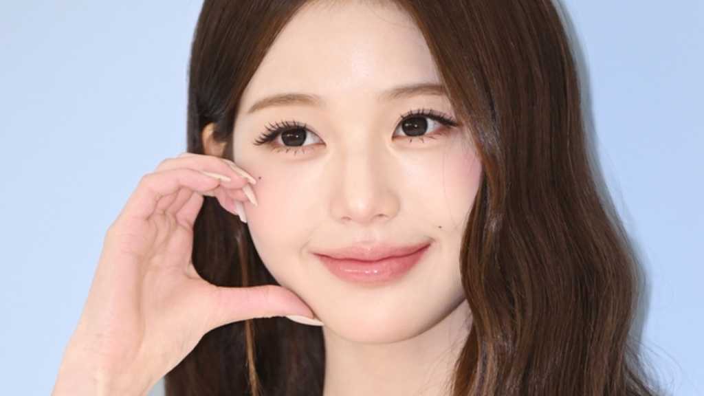 【PHOTO】IVE ウォニョン、スキンケアブランド「Dr․ Althea」のイベントに出席